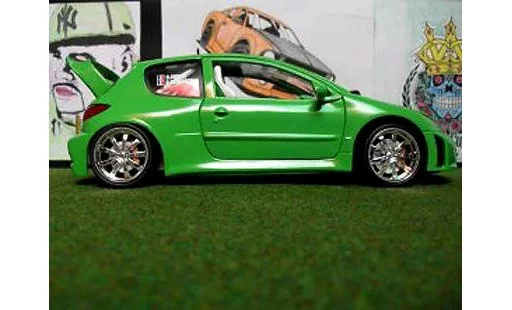 Peugeot 206 WRC 1/18 Solido mela verde coche miniatura