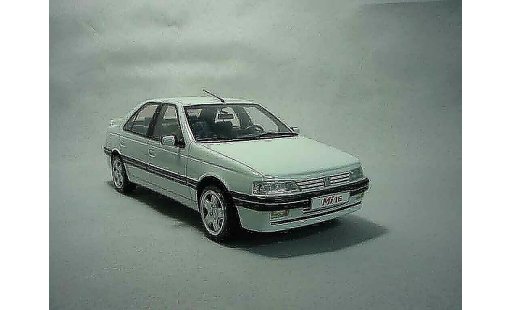 Peugeot 405 Mi16 1/18 Ottomobile phase 2 1992 blanco coche miniatura