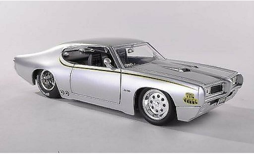 Pontiac GTO The Judge 1/24 Jada Toys gris 1969 coche miniatura