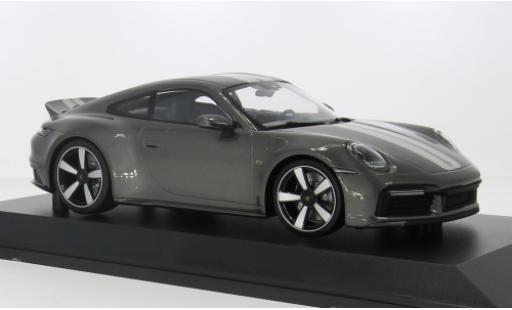 Porsche 992 1/18 Minichamps 911  Sport Classic grau 2022 1:18 coche miniatura