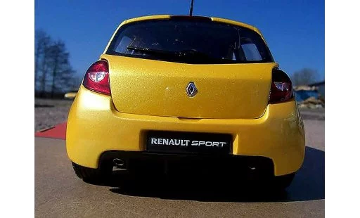 Renault Clio 3 RS 1/18 Solido amarillo sirius coche miniatura