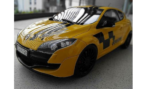 Renault Megane RS 250 1/18 Ottomobile 2.0 t amarillo deco renault sport coche miniatura