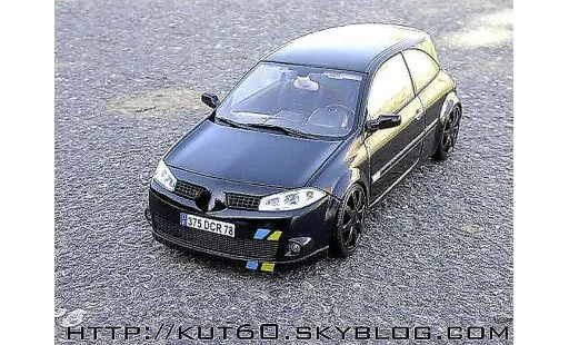 Renault Megane Sport 1/18 Burago rs f1 team negro kit xenon coche miniatura
