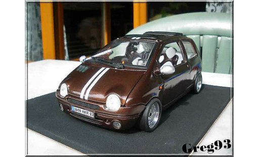 Renault Twingo Base 1/18 Anson chocolate jantes ronal coche miniatura