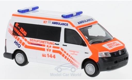 Volkswagen T5 1/87 Rietze Berufsrettung Wien (A) 2003 coche miniatura