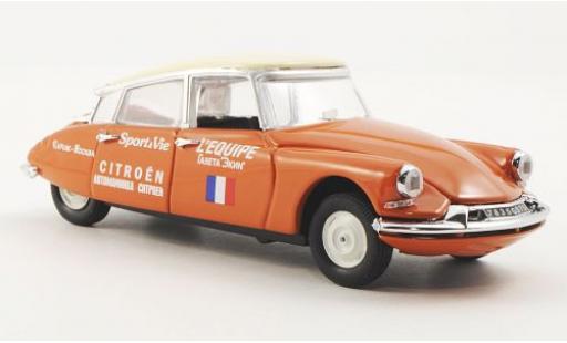 Citroen ID 19 1/43 Rio 1957 Paris - Moskau coche miniatura