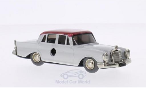 Mercedes 220 1/0 Schuco SE gris/rojo Micro Raceer coche miniatura