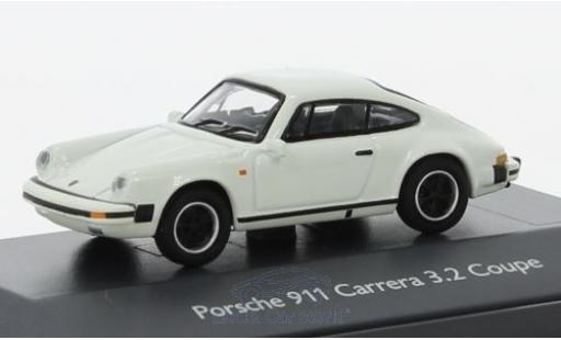 Coche miniatura Porsche 911 SC 1/87 Schuco Carrera 3.2 Coupe blanco Porsche 911 SC 1/87 Schuco Carrera 3.2 Coupe blanco coche miniatura