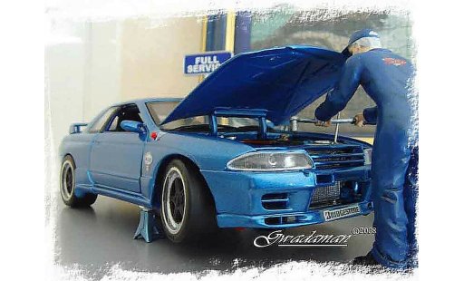 Nissan Skyline R32 1/18 Autoart drag run coche miniatura