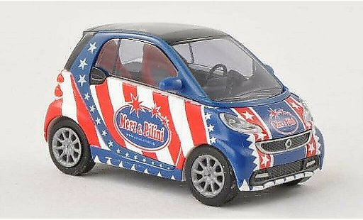 Smart ForTwo Coupe 1/87 Busch Merz & Pilini 2012 coche miniatura