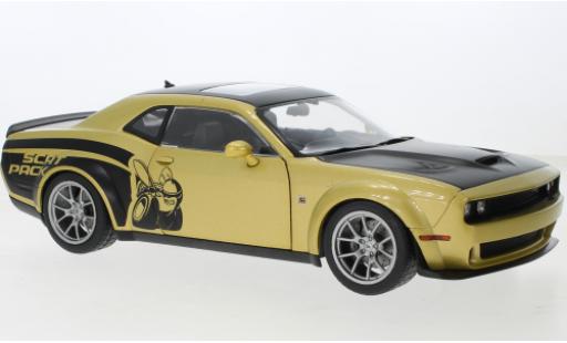 Coche miniatura Dodge Challenger 1/18 Solido R/T Scat Pack Widebody metallise beige/matte-negro 2020 Dodge Challenger 1/18 Solido R/T Scat Pack Widebody metallise beige/matte-negro 2020 coche miniatura