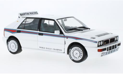 Coche miniatura Lancia Delta 1/18 Solido HF Integrale 6 blanche 1992 Lancia Delta 1/18 Solido HF Integrale 6 blanche 1992 coche miniatura