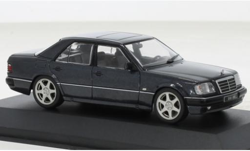 Coche miniatura Mercedes Classe E 1/43 Solido E60 (W124) AMG metallise anthracite 1990 Mercedes Classe E 1/43 Solido E60 (W124) AMG metallise anthracite 1990 coche miniatura