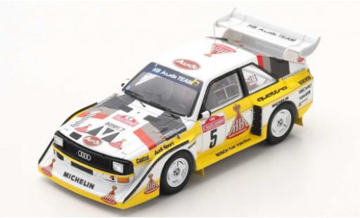 Coche miniatura Audi Sport Quattro 1/43 Spark Sport quattro S1 E2 No.5 HB Team HB Rally WM Rally San Remo 1985 W.Röhrl/C.Geistdörfer Audi Sport Quattro 1/43 Spark Sport quattro S1 E2 No.5 HB Team HB Rally WM Rally San Remo 1985 W.Röhrl/C.Geistdörfer coche miniatura