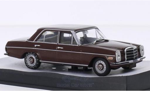 Mercedes 200 1/43 SpecialC D/8 (W114) marron James Bond 007 In tödlicher Mission ohne Vitrine coche miniatura