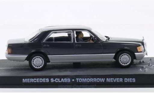 Coche miniatura Mercedes Classe S 1/43 SpecialC (W126) gris/gris James Bond 007 Der Morgen stirbt nie ohne Vitrine Mercedes Classe S 1/43 SpecialC (W126) gris/gris James Bond 007 Der Morgen stirbt nie ohne Vitrine coche miniatura
