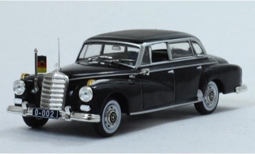 Coche miniatura Mercedes 300 1/43 SpecialC d negro 1957 ohne Vitrine Mercedes 300 1/43 SpecialC d negro 1957 ohne Vitrine coche miniatura