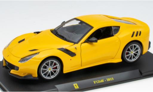 Coche miniatura Ferrari F1 1/24 SpecialC 2 TDF amarillo 2015 Ferrari F1 1/24 SpecialC 2 TDF amarillo 2015 coche miniatura