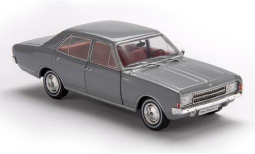 Opel Rekord 1/24 SpecialC C 1900 L gris 1967 coche miniatura