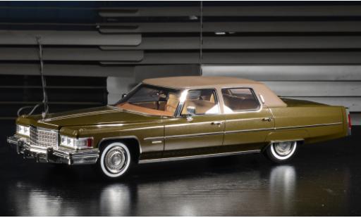 Coche miniatura Cadillac Fleetwood 1/18 Stamp Models Brougham metallise beige/matt-marron 1976 Cadillac Fleetwood 1/18 Stamp Models Brougham metallise beige/matt-marron 1976 coche miniatura