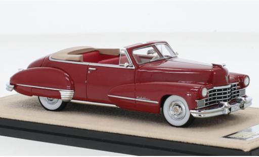 Coche miniatura Cadillac Series 62 1/43 Stamp Models Convertible metallise rouge foncé 1947 Cadillac Series 62 1/43 Stamp Models Convertible metallise rouge foncé 1947 coche miniatura