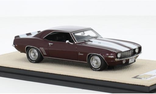 Coche miniatura Chevrolet Camaro 1/43 Stamp Models Z28 metallise violett/blanche 1969 Chevrolet Camaro 1/43 Stamp Models Z28 metallise violett/blanche 1969 coche miniatura
