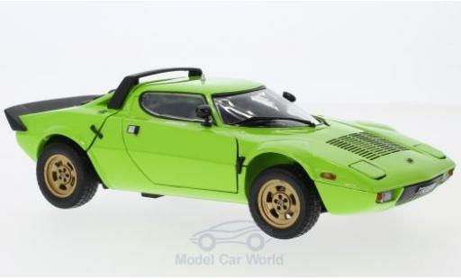 Coche miniatura Lancia Stratos 1/18 Sun Star Stradale verde 1975 ohne Vitrine Lancia Stratos 1/18 Sun Star Stradale verde 1975 ohne Vitrine coche miniatura