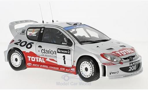 Peugeot 206 WRC 1/18 Sun Star WRC No.1 WRC Rallye Großbritannien 2002 R.Burns/R.Reid coche miniatura