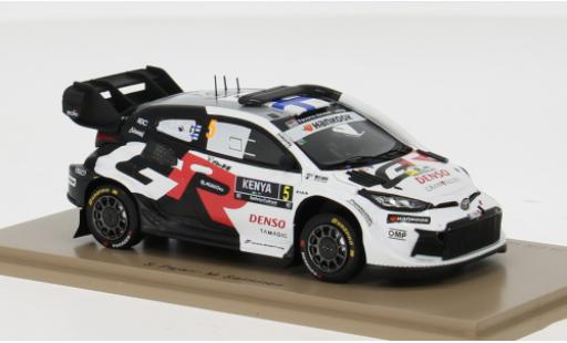 Coche miniatura Toyota Yaris Rally1 GR Rally 1 Rally Safari 2025 #5 S.Pajari/M.Salminen 1/43 Spark