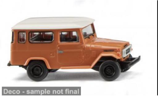 Toyota Land Cruiser 1/87 Wiking braun/beige 1960 1:87 coche miniatura