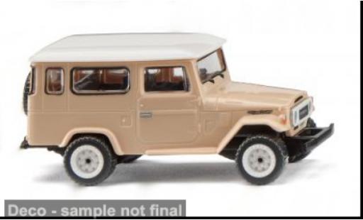Toyota Land Cruiser 1/87 Wiking beige/beige 1960 1:87 coche miniatura