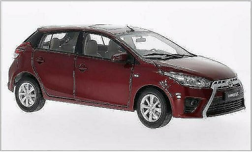 Toyota Yaris Base 1/18 Paudi metalico rojo 2014 coche miniatura