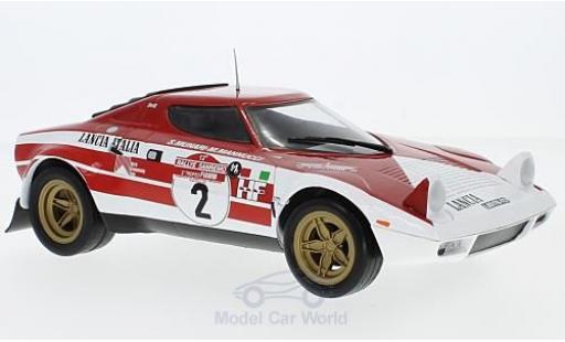 Coche miniatura Lancia Stratos Rallye 1/18 Triple 9 Collection HF No.2 Marlboro Marlboro Rallye Sanremo 1974 mit Decals S.Munari/M.Mannucci Lancia Stratos Rallye 1/18 Triple 9 Collection HF No.2 Marlboro Marlboro Rallye Sanremo 1974 mit Decals S.Munari/M.Mannucci coche miniatura