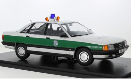 Audi 100 1/18 Triple 9 Collection (C3) police 1989 coche miniatura