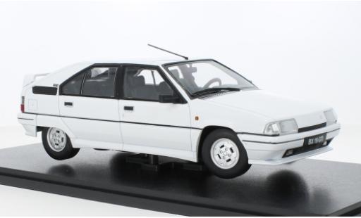 Coche miniatura Citroen BX 1/18 Triple 9 Collection GTI blanche 1990 Citroen BX 1/18 Triple 9 Collection GTI blanche 1990 coche miniatura