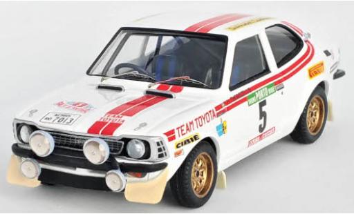 Coche miniatura Toyota Corolla 1/43 Trofeu Levin RHD No.5 Team Rallye WM Rallye Portugal 1975 B.Waldegard/H.Thorszelius Toyota Corolla 1/43 Trofeu Levin RHD No.5 Team Rallye WM Rallye Portugal 1975 B.Waldegard/H.Thorszelius coche miniatura