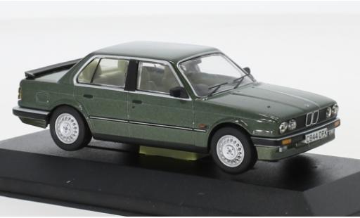 Coche miniatura Bmw 323 1/43 Vanguards i (E30) metalico verde RHD Bmw 323 1/43 Vanguards i (E30) metalico verde RHD coche miniatura