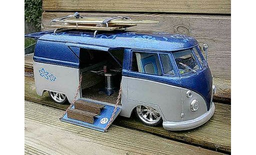 Volkswagen Combi Base 1/18 Solido hawai coche miniatura