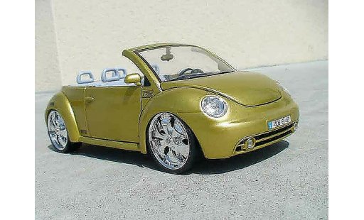 Volkswagen New Beetle Cabriolet 1/18 Burago west coast coche miniatura