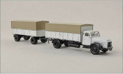 Volvo N88 Base 1/87 Brekina mit negroem Chassis gris coche miniatura