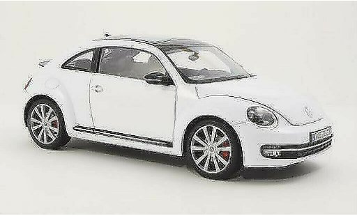 Volkswagen Beetle Base 1/18 Welly blanco 2012 coche miniatura