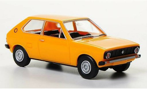 Volkswagen Polo Base 1/87 Wiking I amarillo coche miniatura
