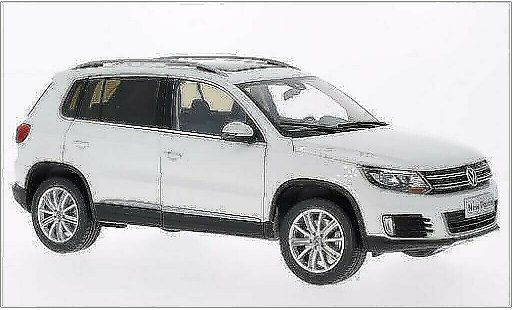 Volkswagen Tiguan Base 1/18 Paudi blanco 2013 coche miniatura