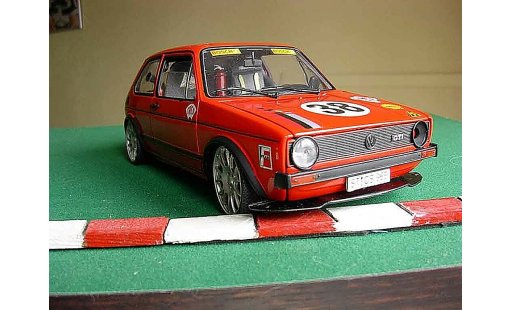 Volkswagen Golf GTI 1/18 Solido racing moteur v10 jantes bbs coche miniatura