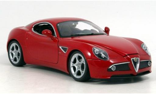 Coche miniatura Alfa Romeo 8C 1/18 Welly Competizione dkl.-rojo 1:18 Alfa Romeo 8C 1/18 Welly Competizione dkl.-rojo 1:18 coche miniatura