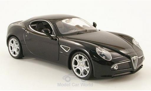 Coche miniatura Alfa Romeo 8C 1/24 Welly Competizione negro ohne Vitrine Alfa Romeo 8C 1/24 Welly Competizione negro ohne Vitrine coche miniatura