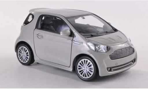 Coche miniatura Aston Martin Cygnet 1/24 Welly -grau 1:24 Aston Martin Cygnet 1/24 Welly -grau 1:24 coche miniatura