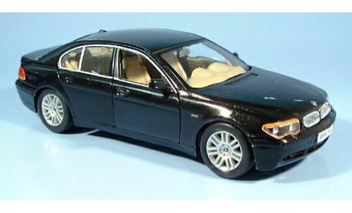 Bmw 745 1/24 Welly i schwarz 2002 1:24 coche miniatura