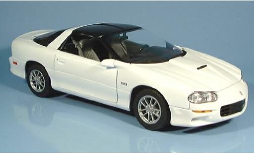 Coche miniatura Chevrolet Camaro 1/18 Welly SS weiss 2002 1:18 Chevrolet Camaro 1/18 Welly SS weiss 2002 1:18 coche miniatura