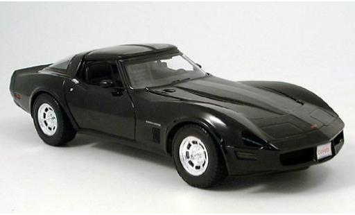 Coche miniatura Chevrolet Corvette 1/18 Welly Coupe schwarz 1982 1:18 Chevrolet Corvette 1/18 Welly Coupe schwarz 1982 1:18 coche miniatura